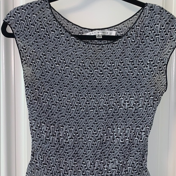 Max Studio geometric black and white dress - Picture 3 of 4
